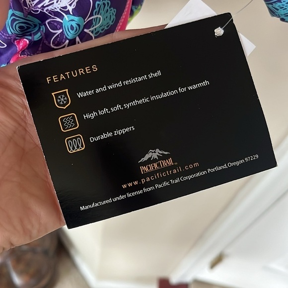 Brand New Pacific Trail Purple Graffiti Hooded Puffer Zip Up Coat Winter Jacket - Picture 8 of 16